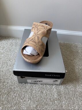 Good Chic Women's Tan Laser-Cut Slide Sandals